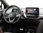Volkswagen ID.4 First 77 kWh 204 pk | Trekhaak | Camera | Stoel- en Stuurverwarming | Navigatie | Adaptieve cruise control | SOH 91%