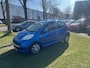 Peugeot 107 1.0-12V XS * compacte stadsauto * airco * zuinig in gebruik * frisse kleur *