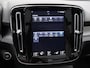 Volvo XC40 1.5 T5 Twin Engine R-Design / Trekhaak / Pano. dak / 360 camera / Stoel-, Stuurwiel- & Achterbankverwarming /  Elektr. stoelverstelling / Harman Kardon Audio / BLIS