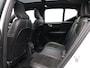 Volvo XC40 1.5 T5 Twin Engine R-Design / Trekhaak / Pano. dak / 360 camera / Stoel-, Stuurwiel- & Achterbankverwarming /  Elektr. stoelverstelling / Harman Kardon Audio / BLIS