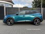 Peugeot 2008 Allure 1.2 Hybrid 145PK e-DCS6 Automaat Navigatie, Camera Voor & Achter, Keyless, Dodehoekdetectie, Apple Carplay, Android Auto