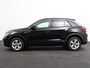 Volkswagen T-Roc 1.5 TSI DSG R-Line Climate control | Adaptieve cruise control | LED | Navigatie | Achteruitrijcamera | Parkeersensoren | Apple Carplay/ Android Auto | Radio