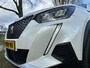 Peugeot 2008 1.2 PureTech Allure 130PK Pano, 18 Inch, Parelmoer,Nieuwstaat.