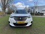 Peugeot 2008 1.2 PureTech Allure 130PK Pano, 18 Inch, Parelmoer,Nieuwstaat.
