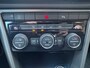 Volkswagen T-Roc 1.0 TSI Style Business ELEC. ACHTERKLEP CARPLAY CLIMAAT CONTROL E.C.C.
