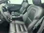 Volvo XC60 2.0 T6 Plug-in hybrid AWD Plus Black Edition | Navi | Clima | H&K audio |