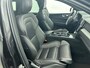 Volvo XC60 2.0 T6 Plug-in hybrid AWD Plus Black Edition | Navi | Clima | H&K audio |