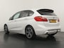BMW 2-Serie Active Tourer 225xe iPerformance Executive - Navigatie - Stoelverwarming - Camera - Trekhaak