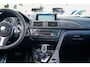BMW 3-Serie 335i High Executive | M3 velgen + remmerij | Schuifdak | M-performance Alcantara | NAP | Luxe Leder | Head up Display