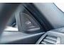 BMW 3-Serie 335i High Executive | M3 velgen + remmerij | Schuifdak | M-performance Alcantara | NAP | Luxe Leder | Head up Display
