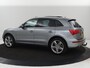 Audi Q5 3.2 FSI quattro | Panoramadak | Leder | Stoelverwarming | Trekhaak | Carplay | Bi-Xenon | Navigatie | 20'' | Cruise control | Bluetooth | Climate control
