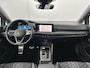 Volkswagen Golf Variant 1.5 eTSI R-Line Business DSG7