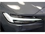 Volvo V60 2.0 T6 AWD Long Range 293kW/399pk Aut8 Recharge R-Design ADAPT.CRUISE + EL.TREKHAAK + SUBWOOFER + DAB+ + LEDER/GAASSTOF + PILOT ASSIST + ADAPT.CRUISE + STOEL-&STUURVERWARMING + CAMERA + PD-GLASS + KEYLESS ENTRY&GO + PARKSENSOREN + 19" LM-VELGEN!!