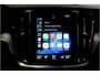 Volvo V60 2.0 T6 AWD Long Range 293kW/399pk Aut8 Recharge R-Design ADAPT.CRUISE + EL.TREKHAAK + SUBWOOFER + DAB+ + LEDER/GAASSTOF + PILOT ASSIST + ADAPT.CRUISE + STOEL-&STUURVERWARMING + CAMERA + PD-GLASS + KEYLESS ENTRY&GO + PARKSENSOREN + 19" LM-VELGEN!!