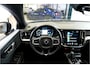 Volvo V60 2.0 T6 AWD Long Range 293kW/399pk Aut8 Recharge R-Design ADAPT.CRUISE + EL.TREKHAAK + SUBWOOFER + DAB+ + LEDER/GAASSTOF + PILOT ASSIST + ADAPT.CRUISE + STOEL-&STUURVERWARMING + CAMERA + PD-GLASS + KEYLESS ENTRY&GO + PARKSENSOREN + 19" LM-VELGEN!!