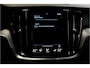 Volvo V60 2.0 T6 AWD Long Range 293kW/399pk Aut8 Recharge R-Design ADAPT.CRUISE + EL.TREKHAAK + SUBWOOFER + DAB+ + LEDER/GAASSTOF + PILOT ASSIST + ADAPT.CRUISE + STOEL-&STUURVERWARMING + CAMERA + PD-GLASS + KEYLESS ENTRY&GO + PARKSENSOREN + 19" LM-VELGEN!!