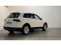 Volkswagen Tiguan 1.5 TSI Comfortline Business Stoelverwarming Parkeersensoren Navigatie DAB+