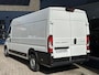 Peugeot Boxer 2.2 BlueHDi 180 PK Automaat L4H2 | Zeer Complete Bus | Zakelijk BPM Vrij | Full LED Verlichting | Navigatie | Climate Control | Volledige Betimmering | Camera | Digitale Binnenspiegel | Multifunctioneel Stuurwiel | 3.000 KG Trekgewicht | Dode Hoek Signalering | All Season Banden |