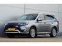 Mitsubishi Outlander PHEV 2.4 INSTYLE 4WD | PLUG IN HYBRID | FULL OPTIONS | SoH 85 % | SCHUIFDAK | ADAPTIEF CRUISE | TREKHAAK 1500KG | FABRIEKSGARANTIE TOT 21-01-2029* | ALL IN RIJKLAARPRIJS