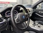 BMW 3-Serie Touring 320e M Sport Laser Licht Trekhaak Stuurwielverwarming Carplay Achteruitrijcamera Keyless Entry