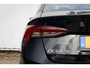 Skoda Octavia 1.0 e-TSI Bus Edition plus Trekhaak | Elektrische stoelen | Ledere bekleding | Stoel\Stuur verwarming | Camera