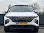 Hyundai Tucson Premium Sky 1.6 T-GDI HEV 230pk | SCHUIFKANTELDAK | LEDEREN BEKLEDING | STOELVENTILATIE & VERWARMING | BLIND SPOT CAMERA | NED. AUTO |