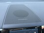 Volvo XC60 Plug-in Hybrid T6 AWD Plus Dark | Long Range | Harman Kardon audio | 360 graden camera | Stoel- en stuurverwarming | Adaptive cruise control | Voorruitverwarming | Dode hoek detectie BLIS | Actieve LED koplampen | Verwarmbare achterbank | Getint glas |