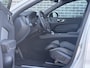 Volvo XC60 Plug-in Hybrid T6 AWD Plus Dark | Long Range | Harman Kardon audio | 360 graden camera | Stoel- en stuurverwarming | Adaptive cruise control | Voorruitverwarming | Dode hoek detectie BLIS | Actieve LED koplampen | Verwarmbare achterbank | Getint glas |
