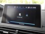 Peugeot 3008 1.2 PureTech Blue Lease Premium | Automaat | Trekhaak | 19 inch lichtmetalen velgen | Elektrisch bedienbare kofferbakklep | Navigatie | Achteruitrijcamera | Draadloze telefoonlader | Keyless entry en start