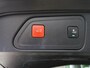 Peugeot 3008 1.2 PureTech Blue Lease Premium | Automaat | Trekhaak | 19 inch lichtmetalen velgen | Elektrisch bedienbare kofferbakklep | Navigatie | Achteruitrijcamera | Draadloze telefoonlader | Keyless entry en start