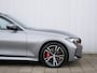 BMW 3-Serie Touring 330e 292 Pk Automaat M Sportpakket Pro Schuifdak / Apple Carplay / Head-Up / Keyless