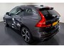 Volvo XC60 2.0 T8 AWD 287kW/390pk Aut8 Plug-in hybrid Ultimate Dark LUCHTVERING + HARMAN/KARDON + PANORAMADAK + EL.TREKHAAK + 360 CAMERA + PILOT ASSIST + HEAD-UP + ADAPT.CRUISE + LANE ASSIST + PARKSENSOREN V&A + 21" LM-VELGEN!!