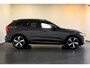 Volvo XC60 2.0 T8 AWD 287kW/390pk Aut8 Plug-in hybrid Ultimate Dark LUCHTVERING + HARMAN/KARDON + PANORAMADAK + EL.TREKHAAK + 360 CAMERA + PILOT ASSIST + HEAD-UP + ADAPT.CRUISE + LANE ASSIST + PARKSENSOREN V&A + 21" LM-VELGEN!!