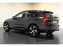 Volvo XC60 2.0 T8 AWD 287kW/390pk Aut8 Plug-in hybrid Ultimate Dark LUCHTVERING + HARMAN/KARDON + PANORAMADAK + EL.TREKHAAK + 360 CAMERA + PILOT ASSIST + HEAD-UP + ADAPT.CRUISE + LANE ASSIST + PARKSENSOREN V&A + 21" LM-VELGEN!!