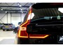 Volvo XC60 2.0 T6 AWD 293kW/399pk Aut8 Plug-in hybrid Plus Black Edition PANORAMADAK + HARMAN/KARDON + ADAPT.CRUISE + GOOGLE DASH + LANE ASSIST + STOELVERWARMING V&A + MATRIX LED-KOPLAMPEN + STUURVERWARMING + 360 CAMERA + PARKSENSOREN V&A + 21" LM-VELGEN!