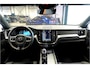 Volvo XC60 2.0 T6 AWD 293kW/399pk Aut8 Plug-in hybrid Plus Black Edition PANORAMADAK + HARMAN/KARDON + ADAPT.CRUISE + GOOGLE DASH + LANE ASSIST + STOELVERWARMING V&A + MATRIX LED-KOPLAMPEN + STUURVERWARMING + 360 CAMERA + PARKSENSOREN V&A + 21" LM-VELGEN!