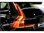 Volvo XC60 2.0 T6 AWD 293kW/399pk Aut8 Plug-in hybrid Plus Black Edition PANORAMADAK + HARMAN/KARDON + ADAPT.CRUISE + GOOGLE DASH + LANE ASSIST + STOELVERWARMING V&A + MATRIX LED-KOPLAMPEN + STUURVERWARMING + 360 CAMERA + PARKSENSOREN V&A + 21" LM-VELGEN!