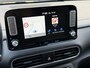 Hyundai Kona Electric EV Premium 64 kWh / Automaat / Navigatie / Cruise Control Adaptief / Trekhaak / Climate Control / Camera / Stoel verwarming/verkoeling / stuurwielverwarming / Head-up / Leder
