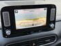 Hyundai Kona Electric EV Premium 64 kWh / Automaat / Navigatie / Cruise Control Adaptief / Trekhaak / Climate Control / Camera / Stoel verwarming/verkoeling / stuurwielverwarming / Head-up / Leder