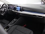 Volkswagen Golf Variant 1.0 eTSI Life (NL-Auto / Trekhaak / Massage / ACC / Carplay / 17'')
