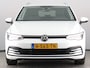 Volkswagen Golf Variant 1.0 eTSI Life (NL-Auto / Trekhaak / Massage / ACC / Carplay / 17'')