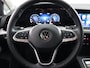 Volkswagen Golf Variant 1.0 eTSI Life (NL-Auto / Trekhaak / Massage / ACC / Carplay / 17'')
