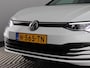 Volkswagen Golf Variant 1.0 eTSI Life (NL-Auto / Trekhaak / Massage / ACC / Carplay / 17'')