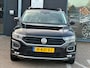 Volkswagen T-Roc 1.5 TSI Sport/VIRTUAL COCKPIT/CAMERA/NAVI/CARPLAY/STOELVERWARMING!!