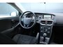 Volvo V40 2.0 T2 Momentum | Sensus Nav. & Tel. | PDC V+A | Trekhaak | MF Stuurwiel | Airco |
