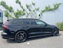 Volvo V60 2.0 T8 Plug-in hybrid AWD Plus Performance Edition | Stoelventilatie | Zwarte Hemel | 360 Camera | Donker Glas | Lighting Pack | Polestar Tuning | Trekhaak | Exterior Styling Kit |