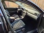 Volkswagen Passat Variant 2.0 FSI Highline Business, Navigatie, Clima, Stoelverwarming