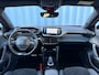 Peugeot e-2008 EV GT Pack 50 kWh Alcantara bekleding | Adeptieve cruise control | Led verlichting interieur | Stoelverwarming | Keyless start | Apple carplay & Android auto