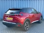Peugeot e-2008 EV GT Pack 50 kWh Alcantara bekleding | Adeptieve cruise control | Led verlichting interieur | Stoelverwarming | Keyless start | Apple carplay & Android auto