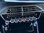 Peugeot e-2008 EV GT Pack 50 kWh Alcantara bekleding | Adeptieve cruise control | Led verlichting interieur | Stoelverwarming | Keyless start | Apple carplay & Android auto